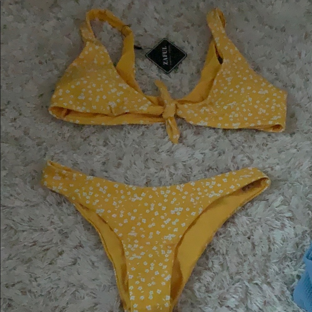 NWT yellow Zaful bikini